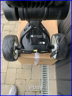 Motocaddy M1 Pro Electric Golf Trolley With Lithium Battery Black