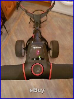 Motocaddy s1 electric golf trolley 18 hole lithium loads of accessories